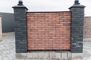 Огорожа,паркан з цегли SENTEX PRIME SENTEX PRIME Loft X Granat в поєднанні з Graphite